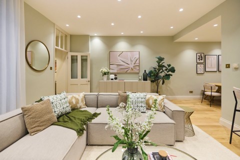 View Full Details for Kensington Gardens Square, London